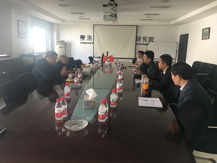 葉大年院士蒞臨我院參觀指導