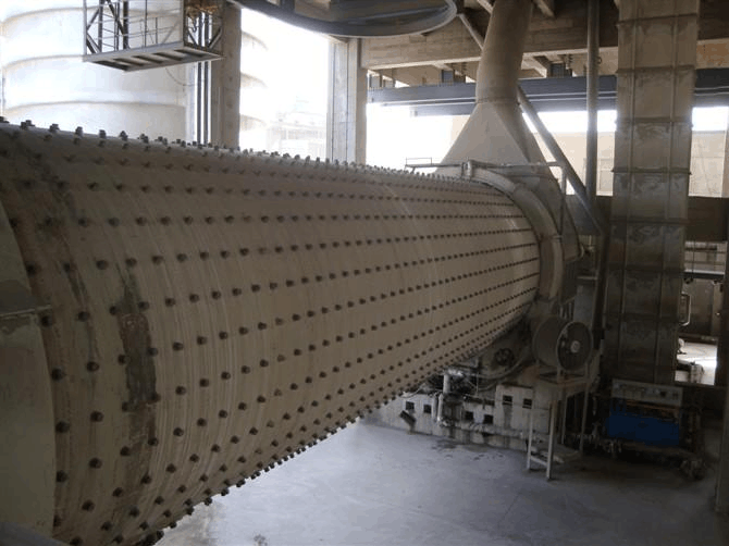 如何應(yīng)對球磨機襯板的磨損問題